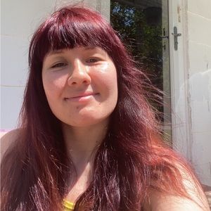 Meet your Posher, Kara